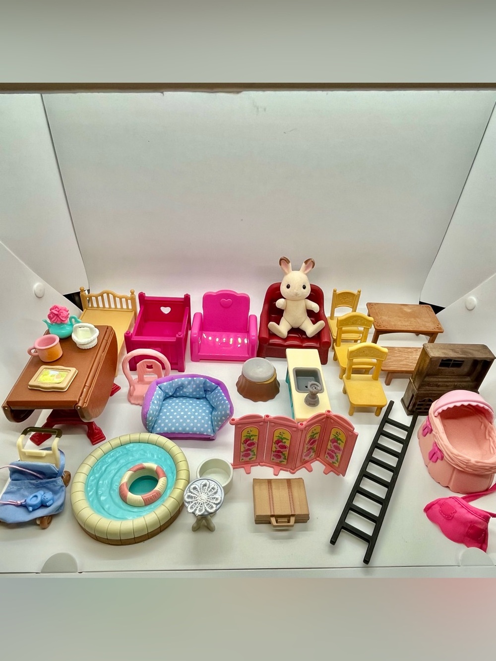 Lil Woodzeez Calico Critters Sylvan Families Large Lot Over 1 Pound 40+ Pcs
